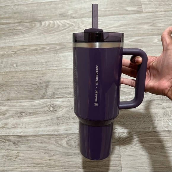 Stanley + Starbucks Plum Dark Purple 40oz Quencher Tumbler - Picture 2 of 4